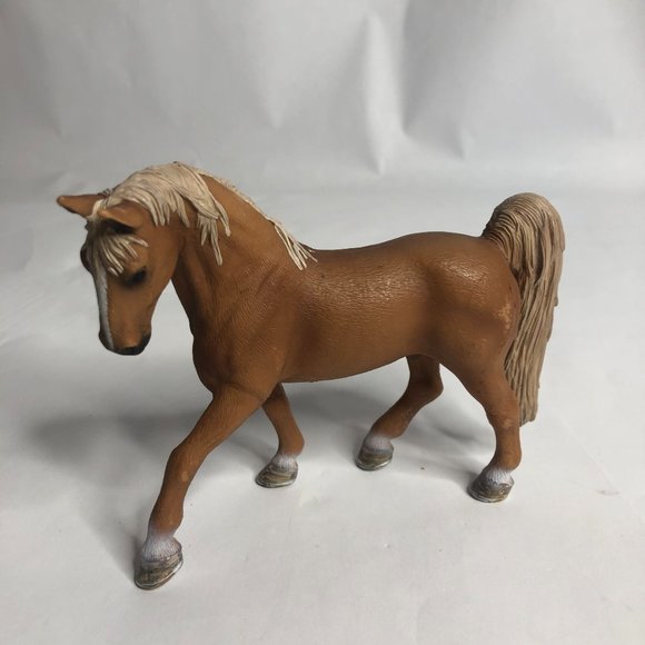 2007 Schleich Palomino Tennessee Walker Brown‎ Horse Figure Stallion D-73527 - Picture 1 of 11